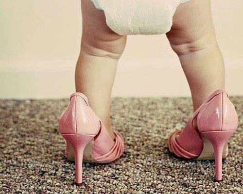BÃ©bÃ© marche : Comment bien choisir les chaussures pour ses 1ers pas ...