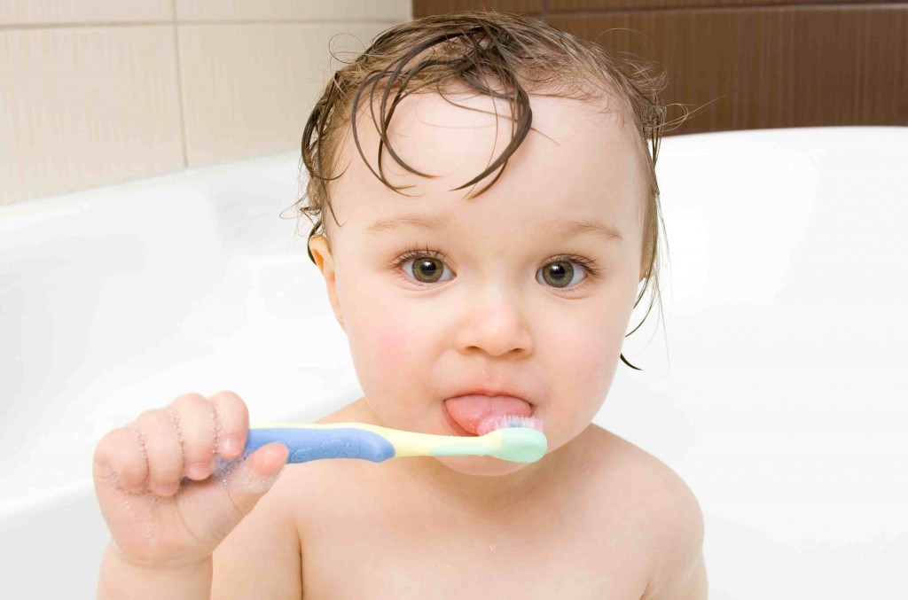 Comment prendre soin des dents de bébé