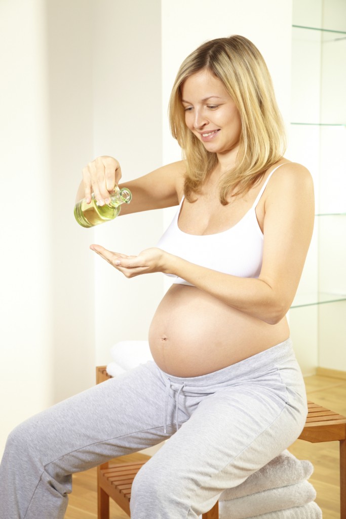 huiles-essentielles-grossesse