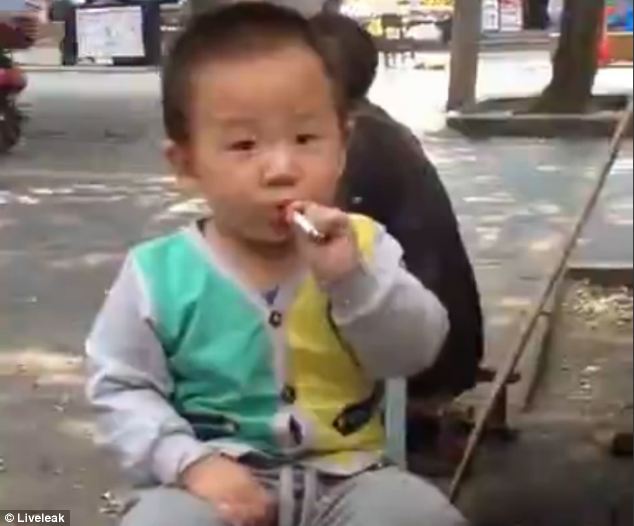 enfant-fumeur