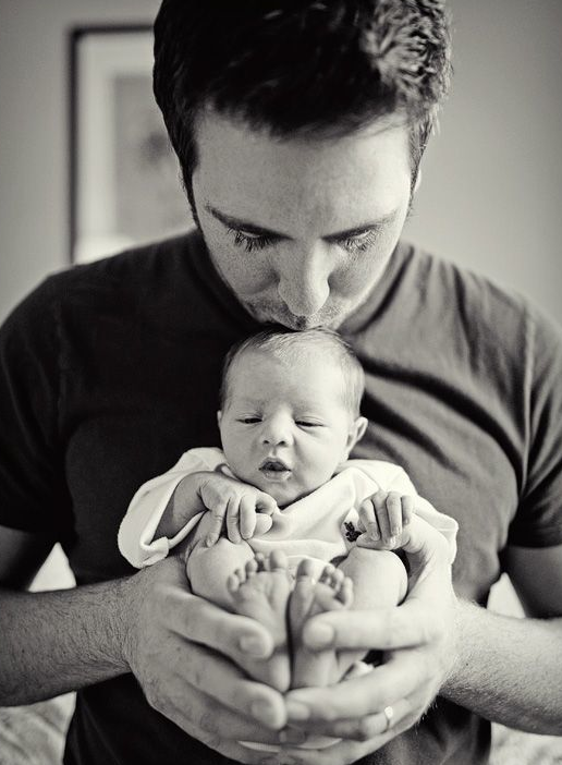 L Amour Des Papas Pour Leurs Bebes En Photos Droles De Mums
