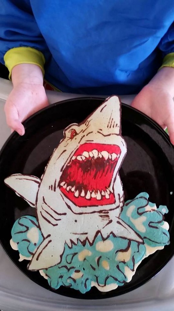 brek-shark-pancake